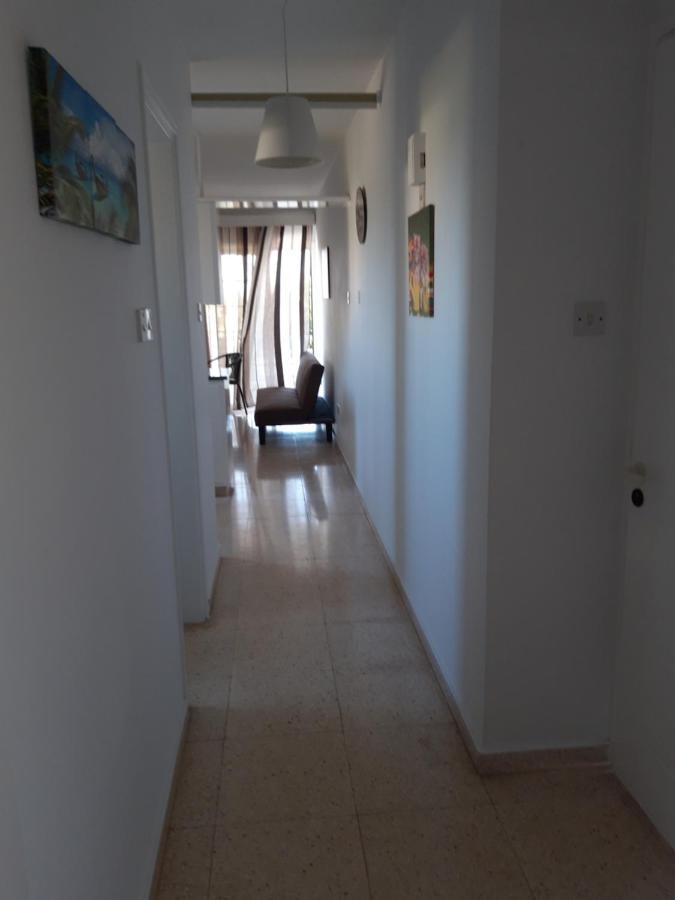 La Veranda Sea View Apartments Ларнака Екстер'єр фото
