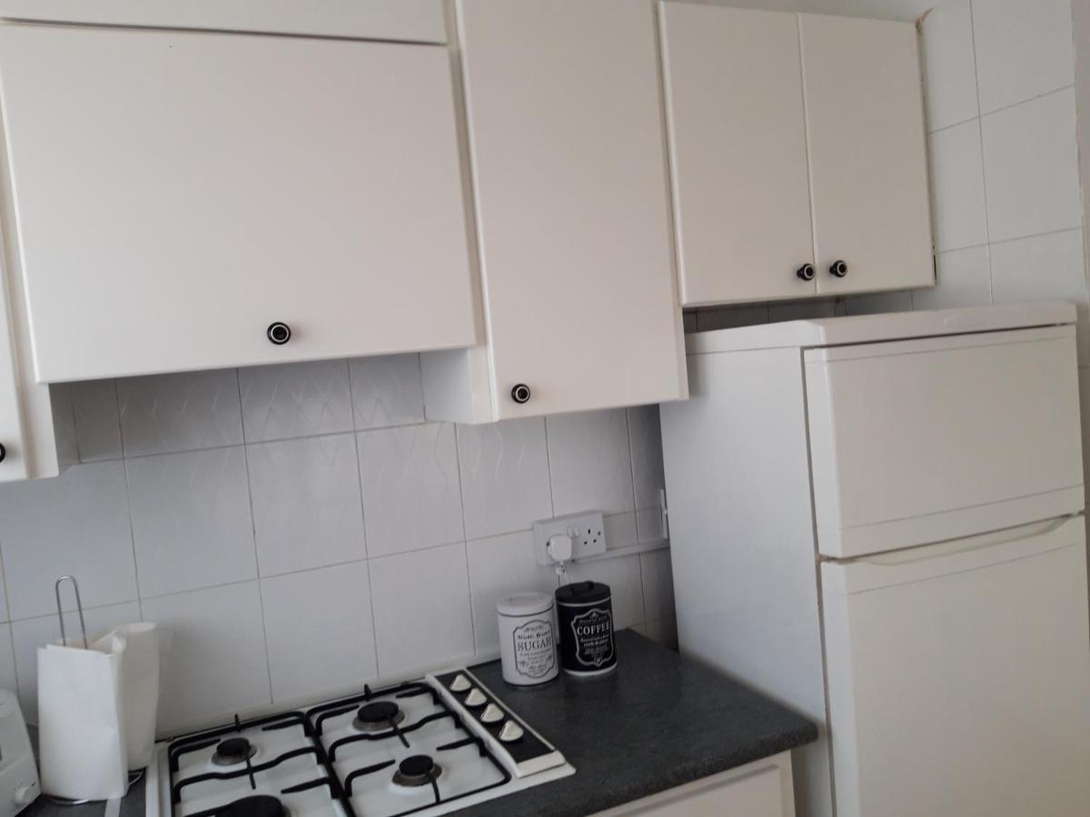 La Veranda Sea View Apartments Ларнака Екстер'єр фото