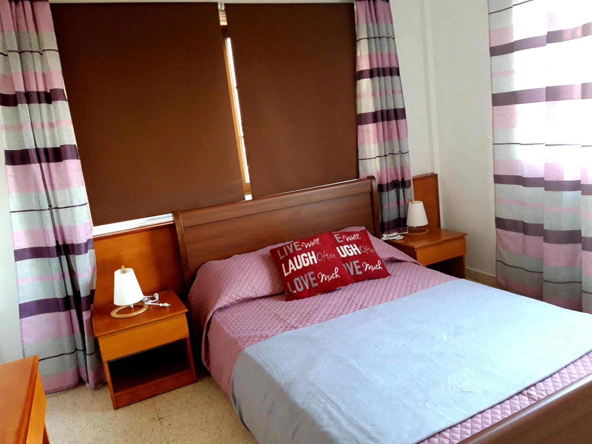 La Veranda Sea View Apartments Ларнака Номер фото